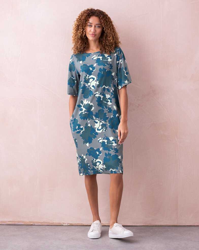 T-Shirt Knee Length Dress