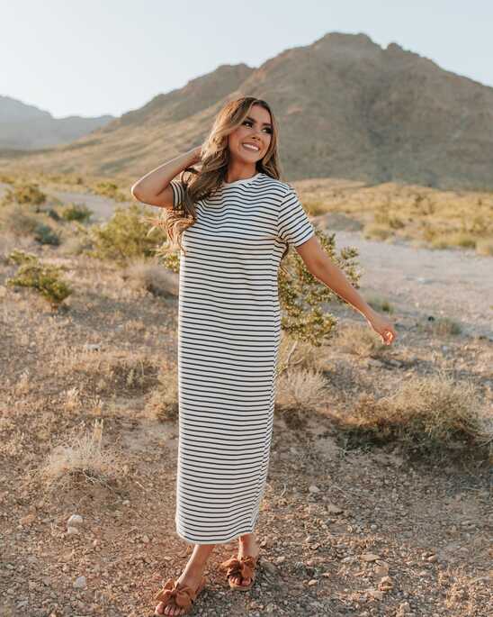 THE SHAYNE KNIT MAXI DRESS IN CREAM – Pink Desert