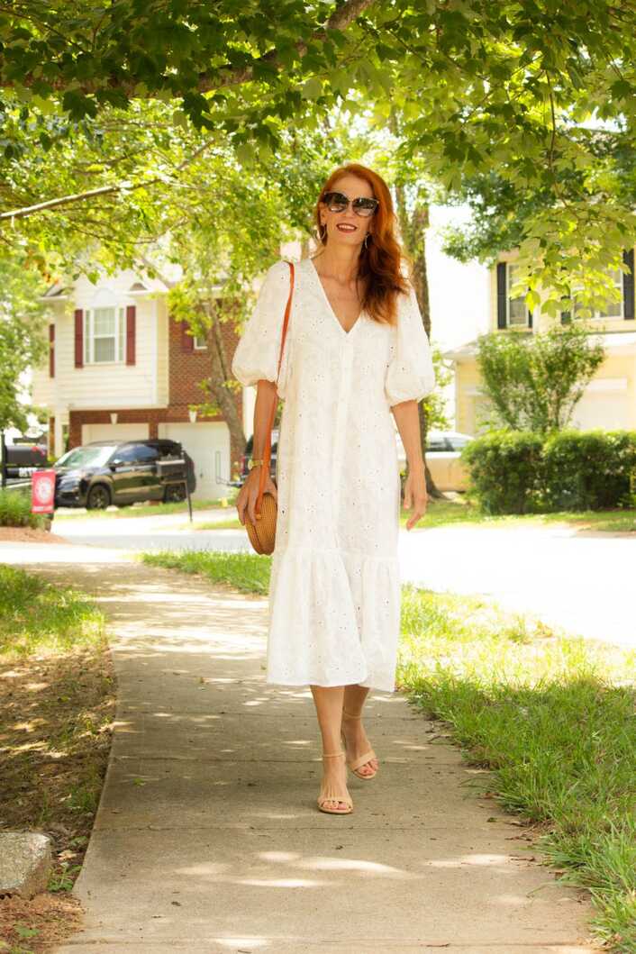 THT-Flowy Embroidered White Dress for Summer - Elegantly Dressed ...