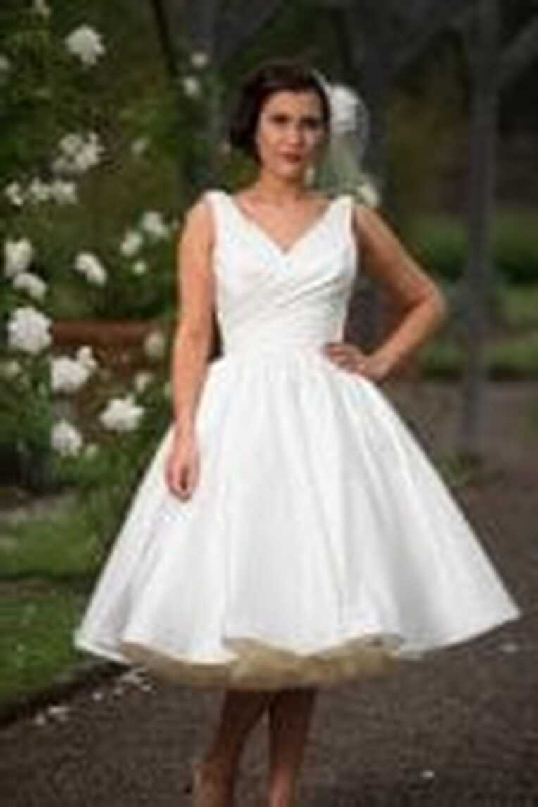 Timeless Chic BETSY Tea Length Satin Vintage 1950s Short Wedding Dress