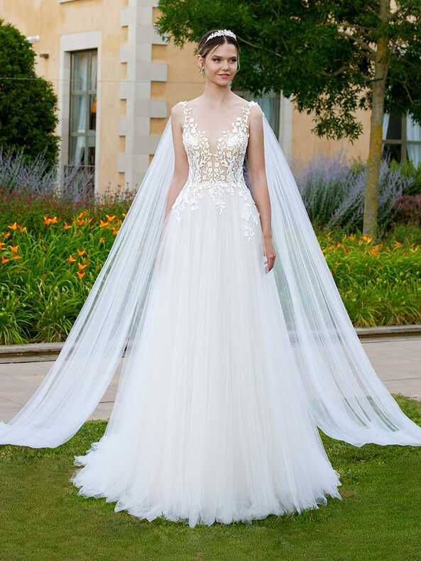 Top 5 Ball Gown Wedding Dresses | Characteristics &amp; Advantages