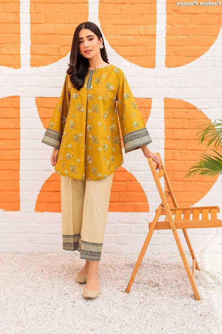 Top Trending Lawn dresses 2023