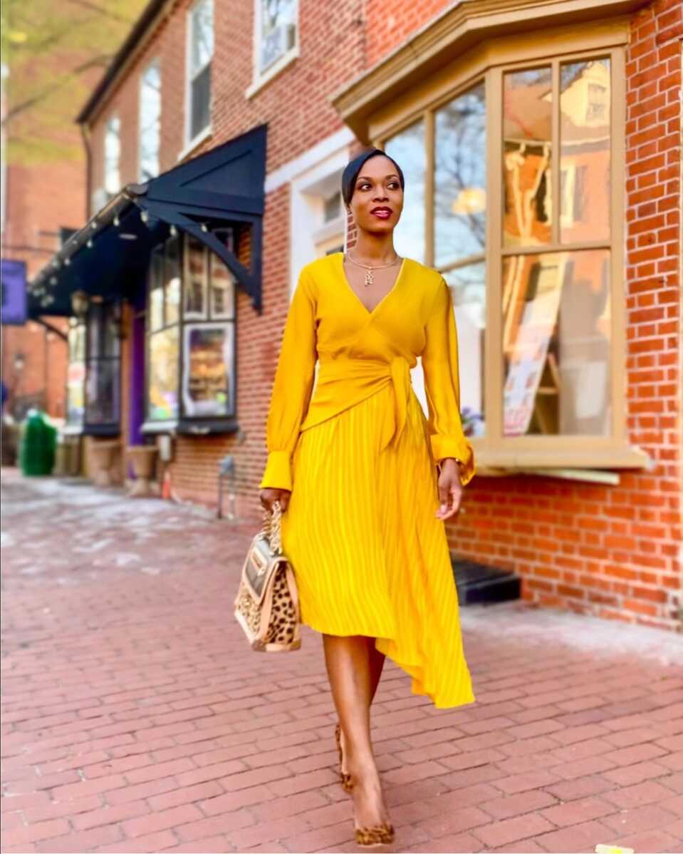 Ultra-chic vibrant yellow dresses to wear to the office | Yellow ...