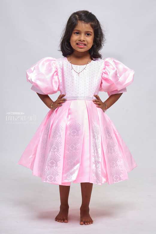 Unique Birthday Frock for 2-Year-Old Girls | Stylish Party Dresses ...