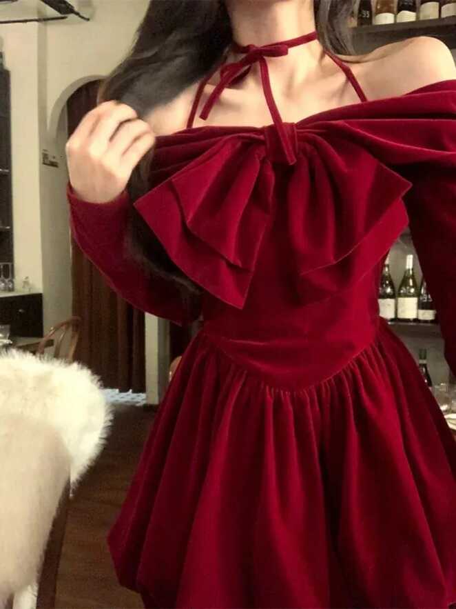 Urban Sexy Dresses 2023 Winter Vintage Red Velvet Short Party ...