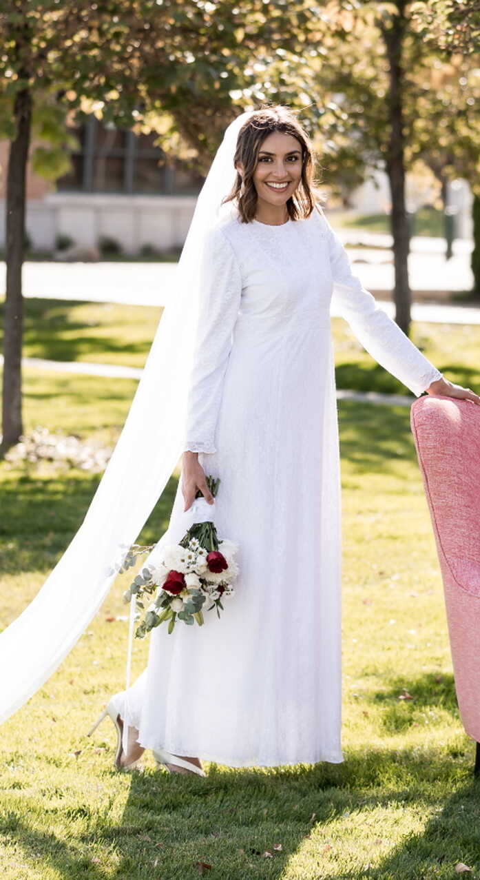 Utah Trends: Modest &amp; Minimalist Wedding Dresses | White Elegance