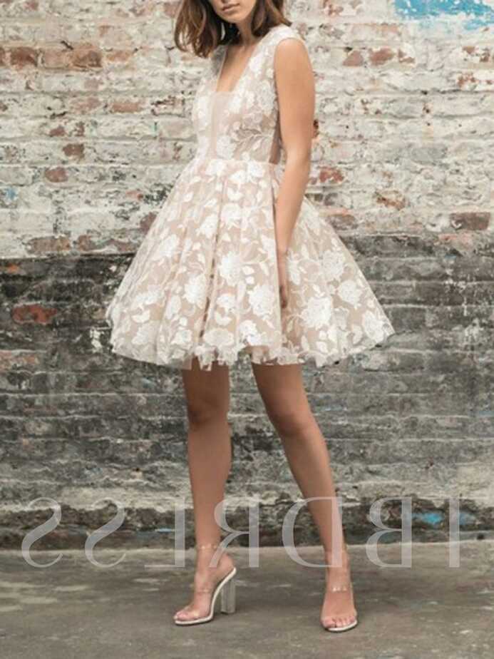 V-Neck A-Line Lace Short Beach Wedding Dress 2022