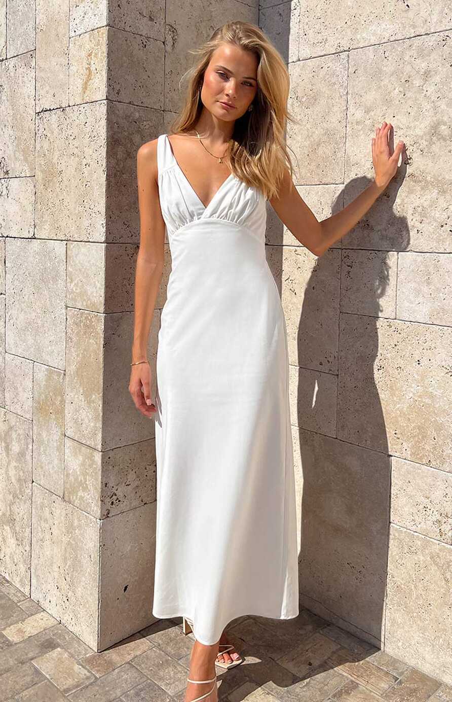 Verlaine White Linen Blend Maxi Dress – Beginning Boutique NZ