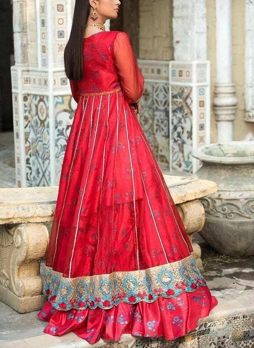 Very Beautiful Long frock Designs for Girls | Attractive Partywear ...