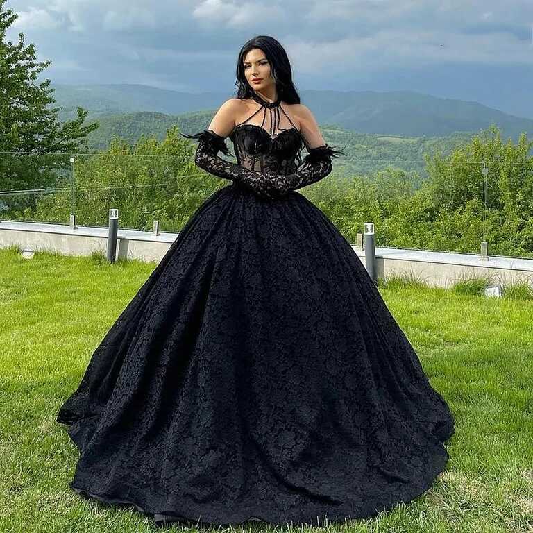 Vintage Black Lace Black Gothic Prom Dress With Corset, Beading ...