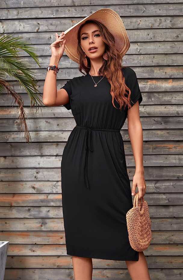 We Found the Perfect Little Black Travel Dress That&#39;s Versatile ...