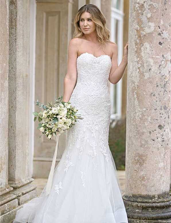 Wedding Dresses &amp; Bridal Gowns From £599 to £899 | wed2b