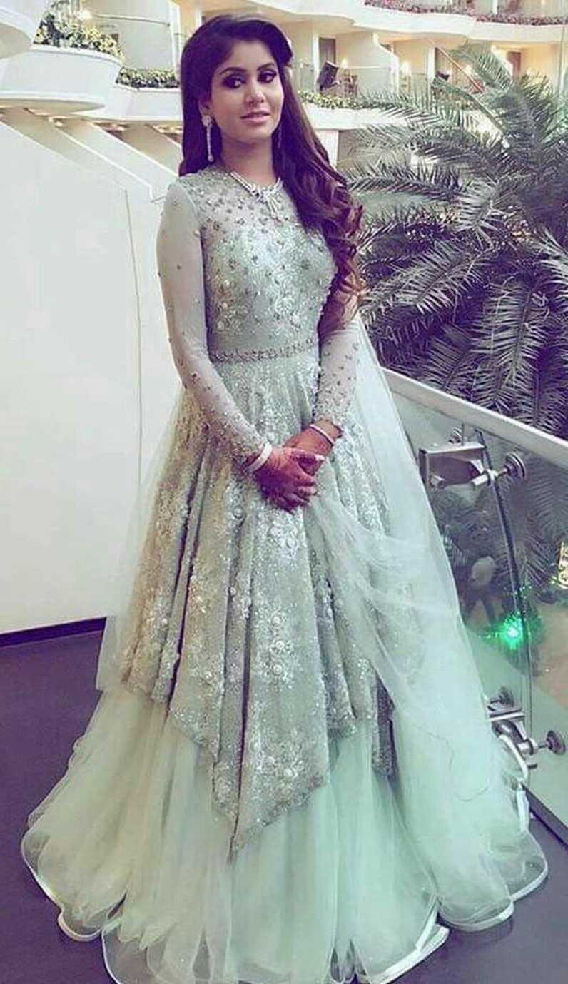 What are some good ideas for Indian wedding reception dresses? - Quora