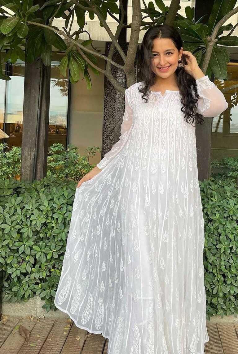 White Handmade Chikankari Anarkali Kurta With Inner Ethnic Wear ...