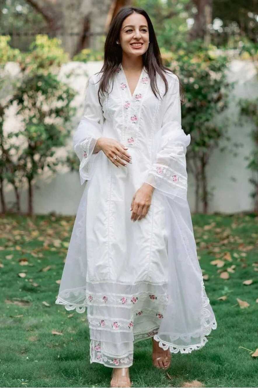 White Pure Maska Cotton Silk Readymade Salwar Suit