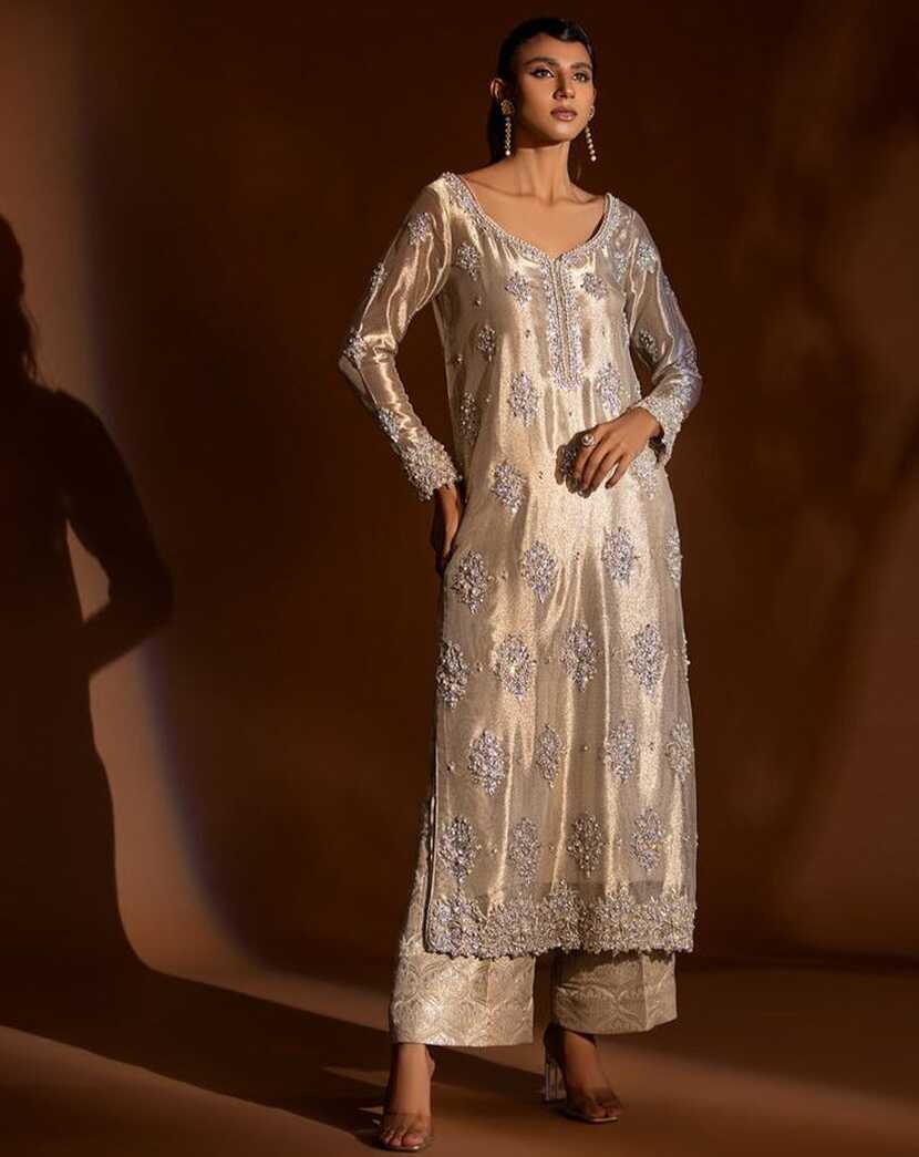 White Silk Salwar Kameez Pakistani Wedding Dresses - MEDIUM