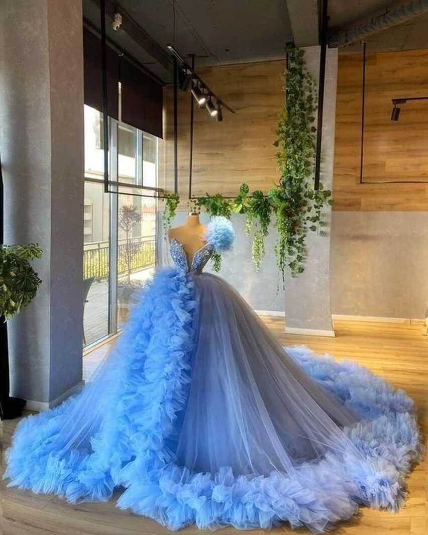 Wine Blue Quinceanera Ball Gowns Ruffles Black Red Tulle Prom ...