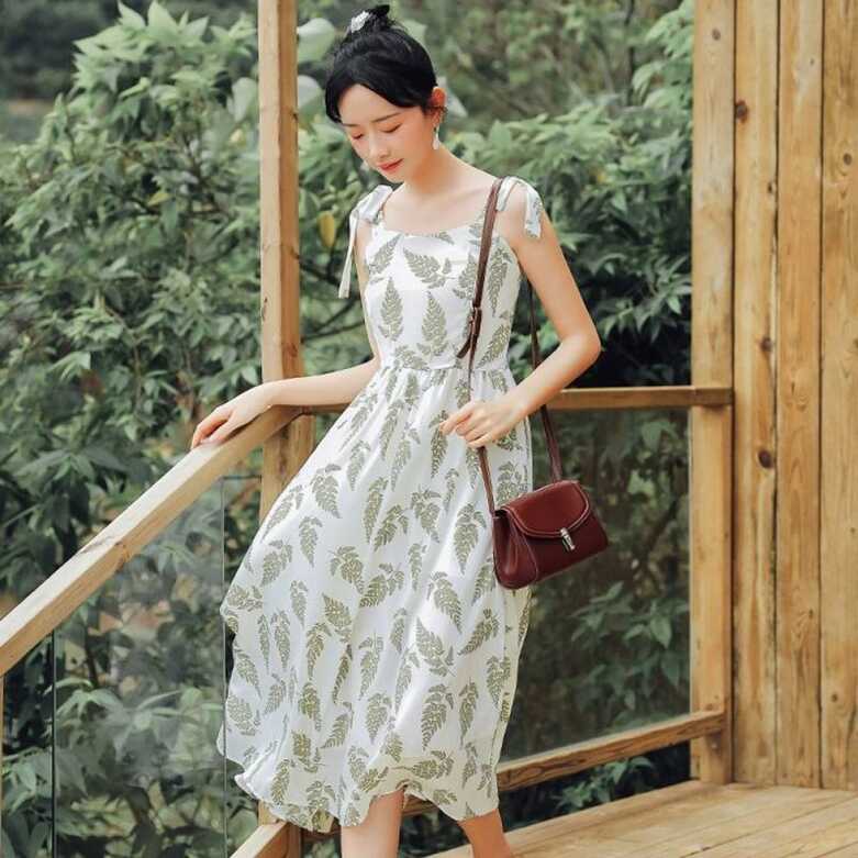 Women&#39;s Korean Style Chiffon Ruched Floral Dress