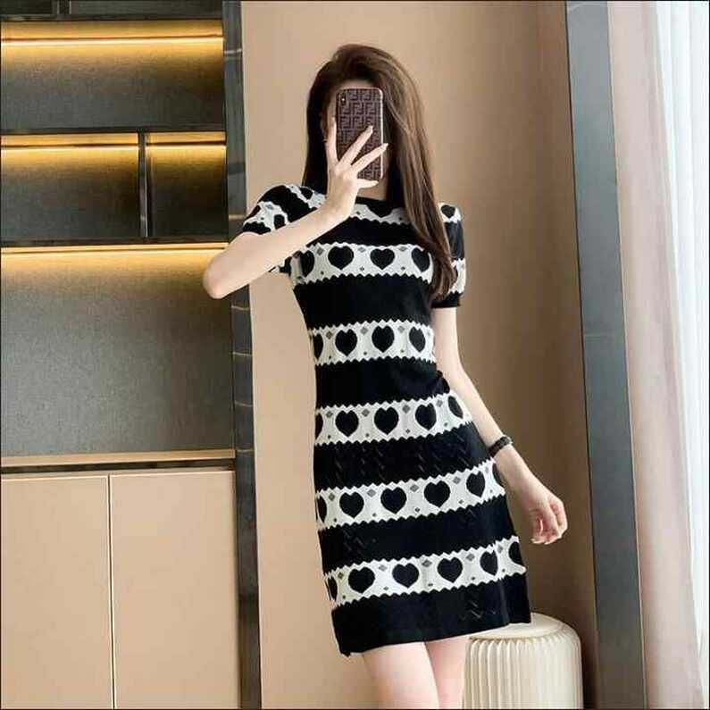 Women&#39;s Summer Casual Dress with Heart Pattern