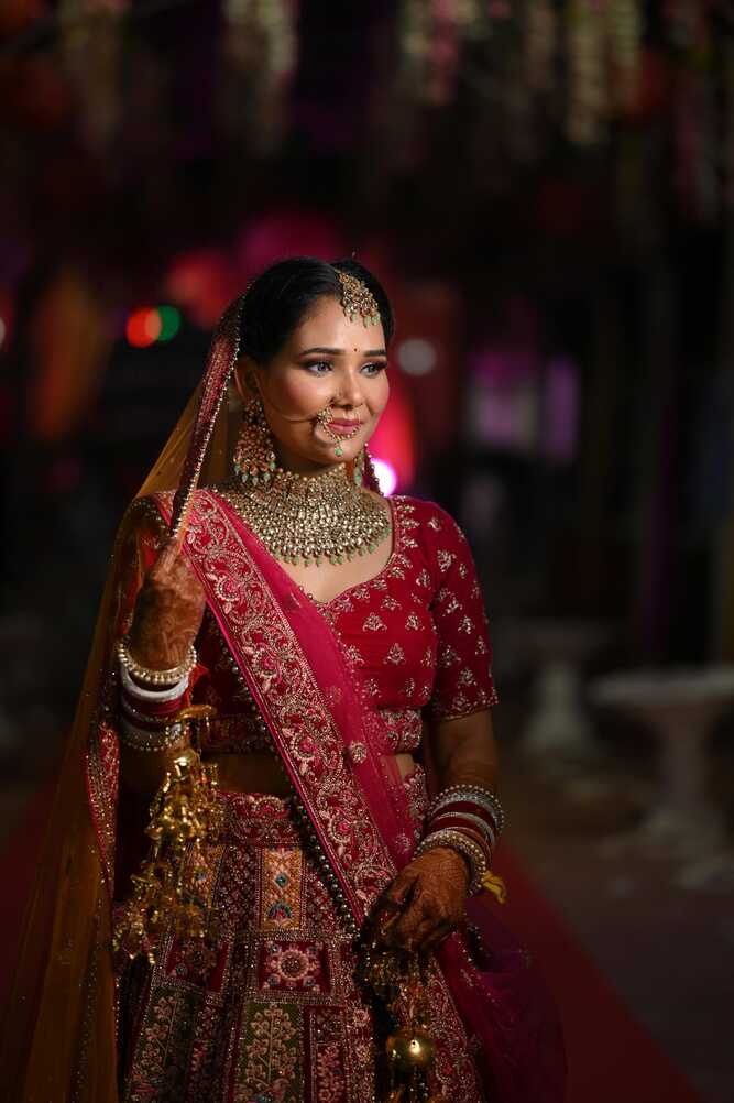 Young Woman in Traditional Indian Wedding Dress · Free Stock Photo